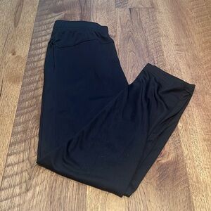 All in Motion Boy’s Black Joggers Size L (12/14)